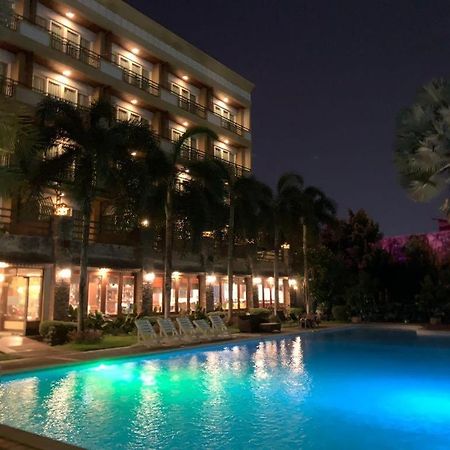 Leuxay Hotel Vientiane Exterior photo
