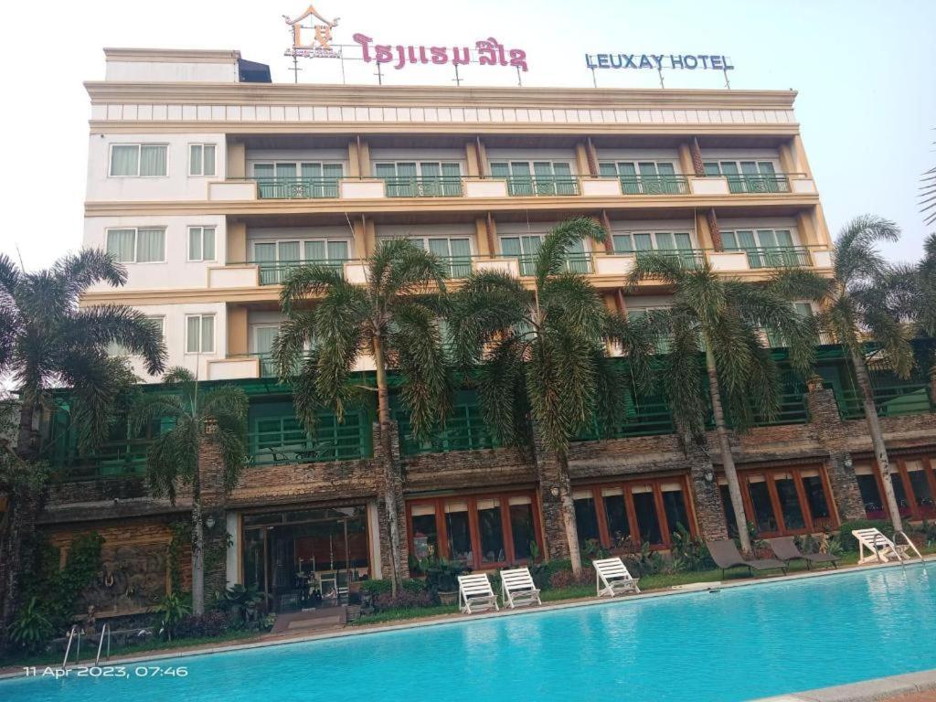 Leuxay Hotel Vientiane Exterior photo